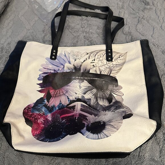 LoungeFly Star Wars Floral Storm Trooper Purse - Picture 1 of 6